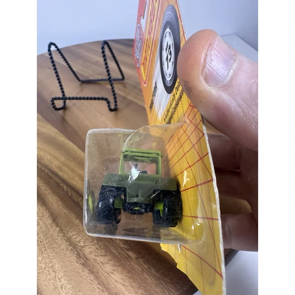Tractor‎ 1600 Turbo MB 73 Die-Cast Metal Matchbox 1990 MOSC New Sealed